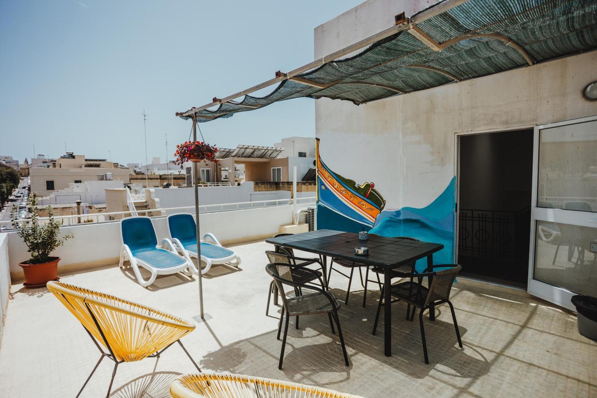 Hostel 94 Sliema Buitenkant foto
