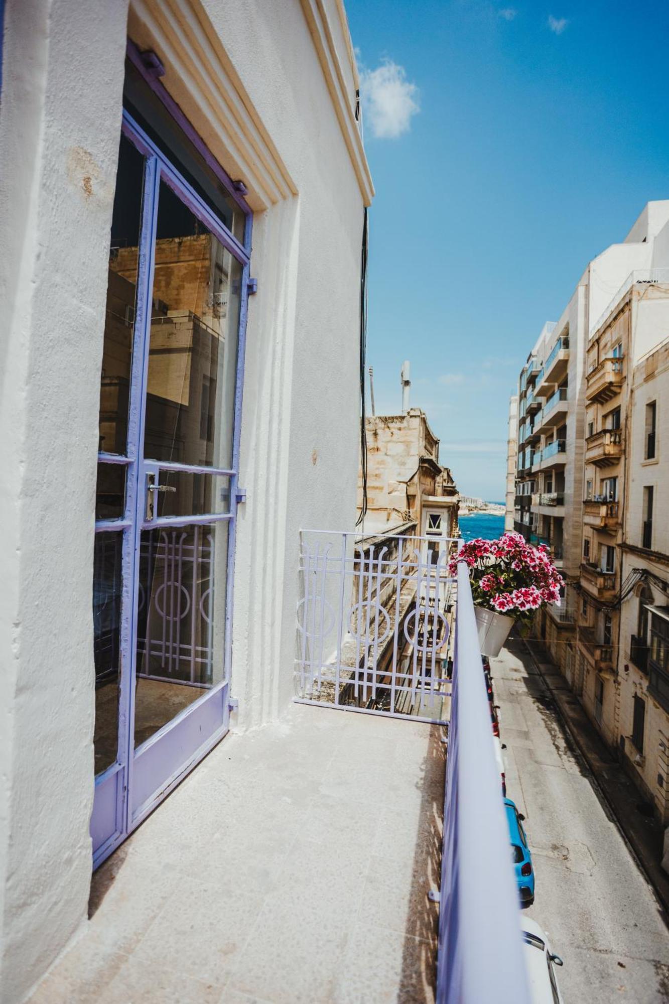 Hostel 94 Sliema Buitenkant foto